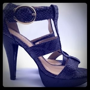 Chinese Laundry Gray Platform Heeled Sandals 8.5 M